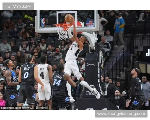 布克伤退太阳惨败马刺再七连胜